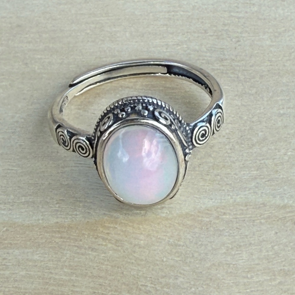 White Fire Opal Ring S925 S. Silver NWOT
